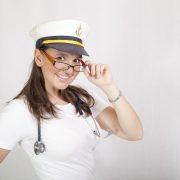 Trabajos de enfermería en un crucero