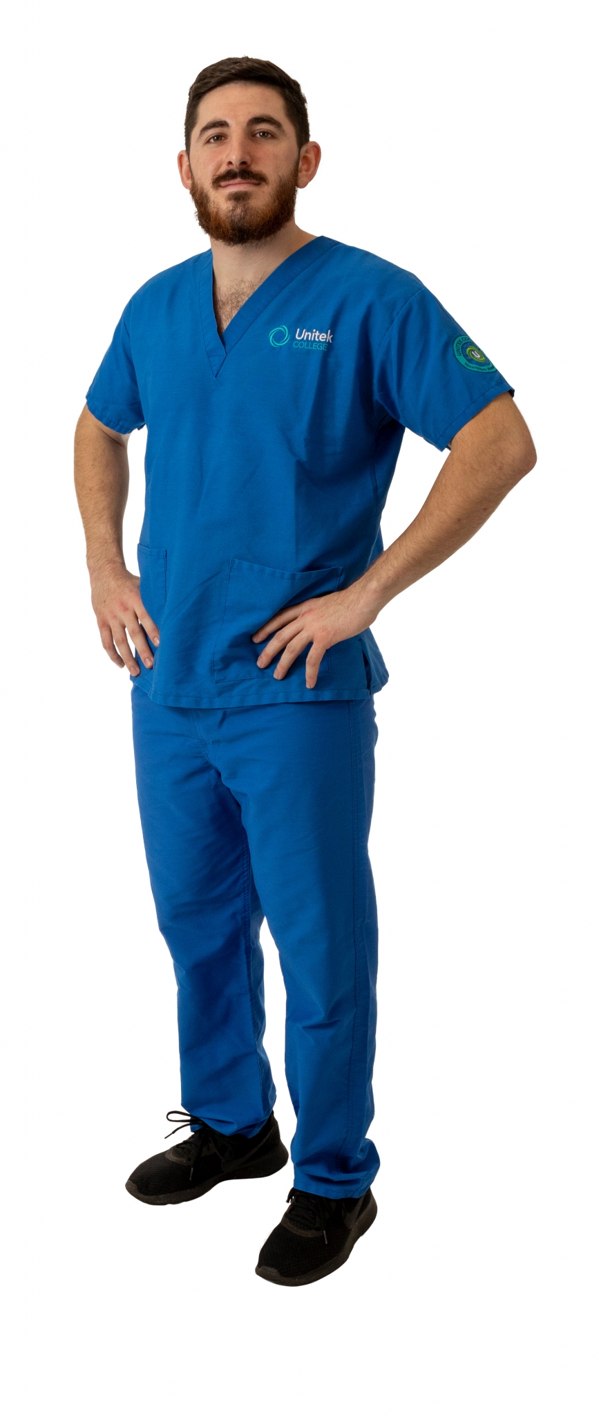 Enfermero en batas azules