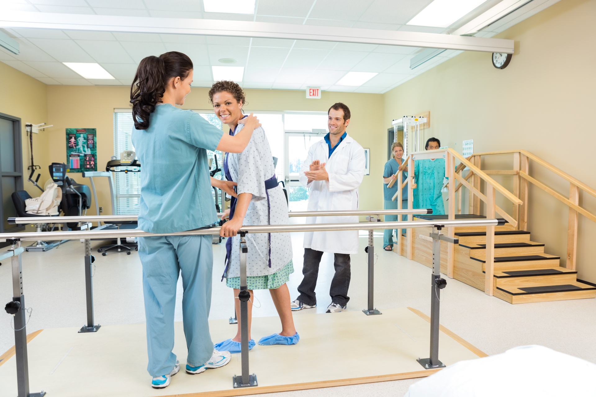 Differences Between Medical Assistants vs. Physical Therapist